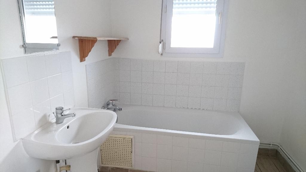 Location appartement meublé à Famars