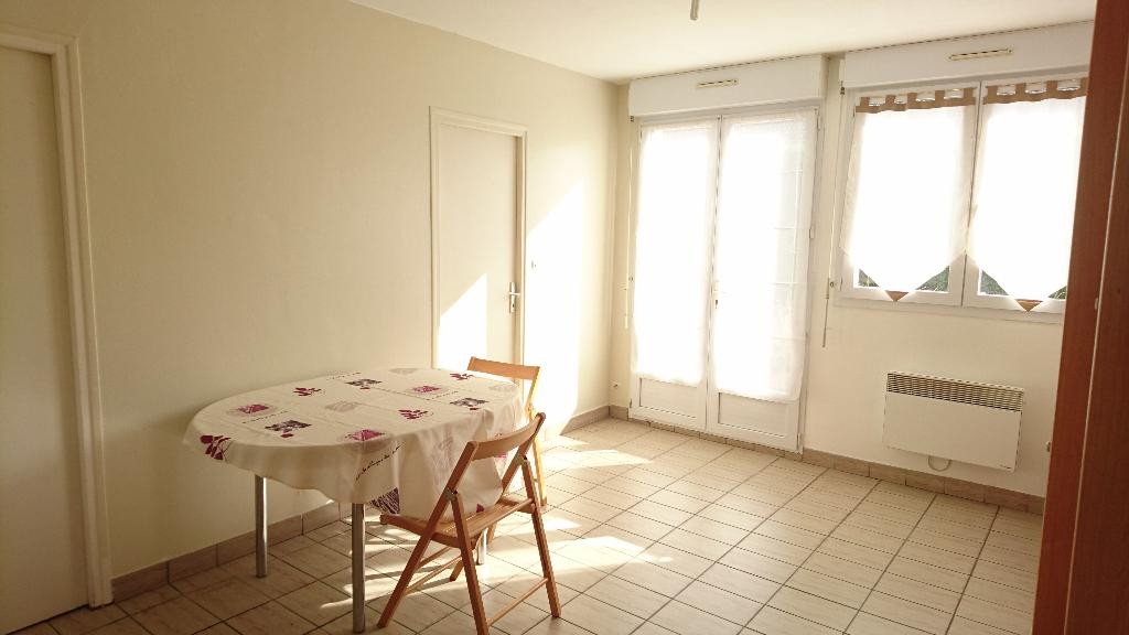 Location appartement meublé à Famars