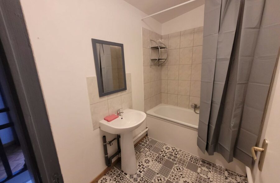 Location appartement meublé à Raismes