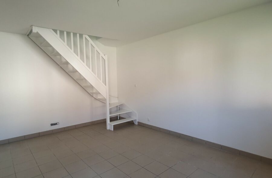 Location appartement à Maing