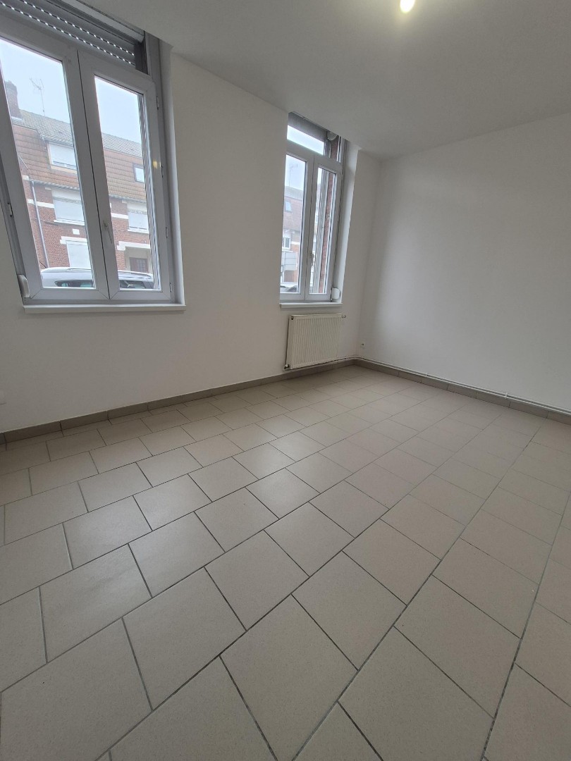 Location appartement à Neuville-Saint-Rémy