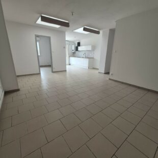 Location appartement à Neuville-Saint-Rémy