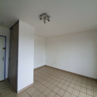 Location appartement à Famars