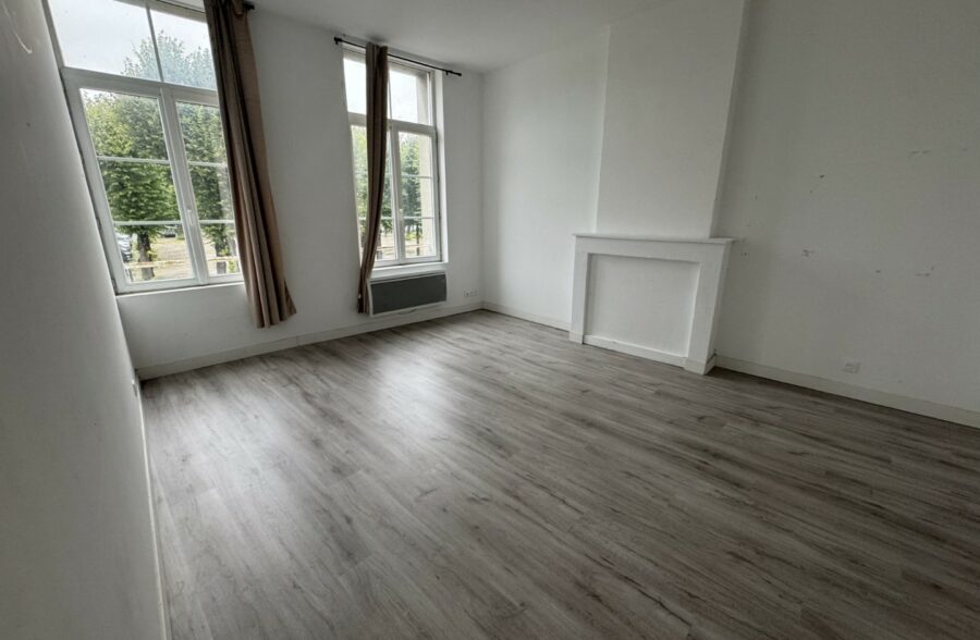 Location appartement à Condé-Sur-L’escaut