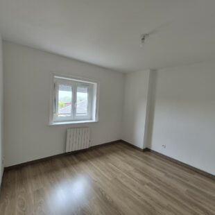 Location appartement à Annay