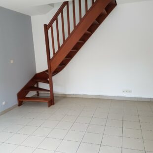Location appartement à Maing