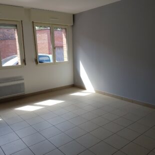 Location appartement à Maing