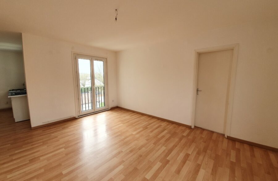 Location appartement à Petite-Forêt