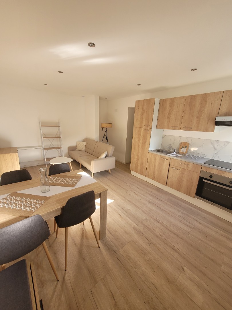 Location appartement meublé à Recquignies