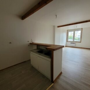 Location appartement à Annay