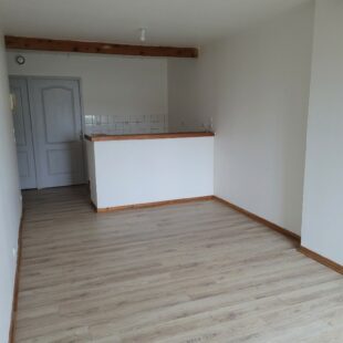 Location appartement à Annay