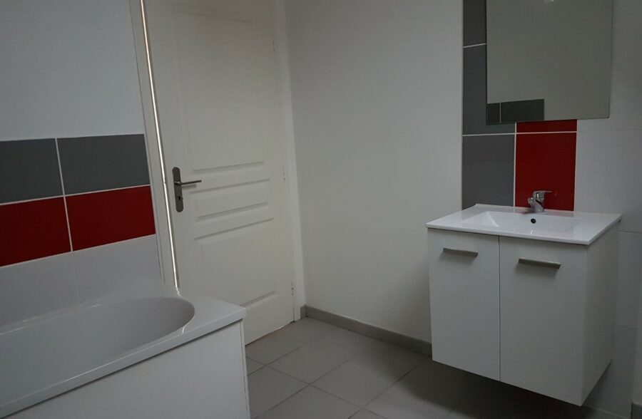 Location appartement à Maing