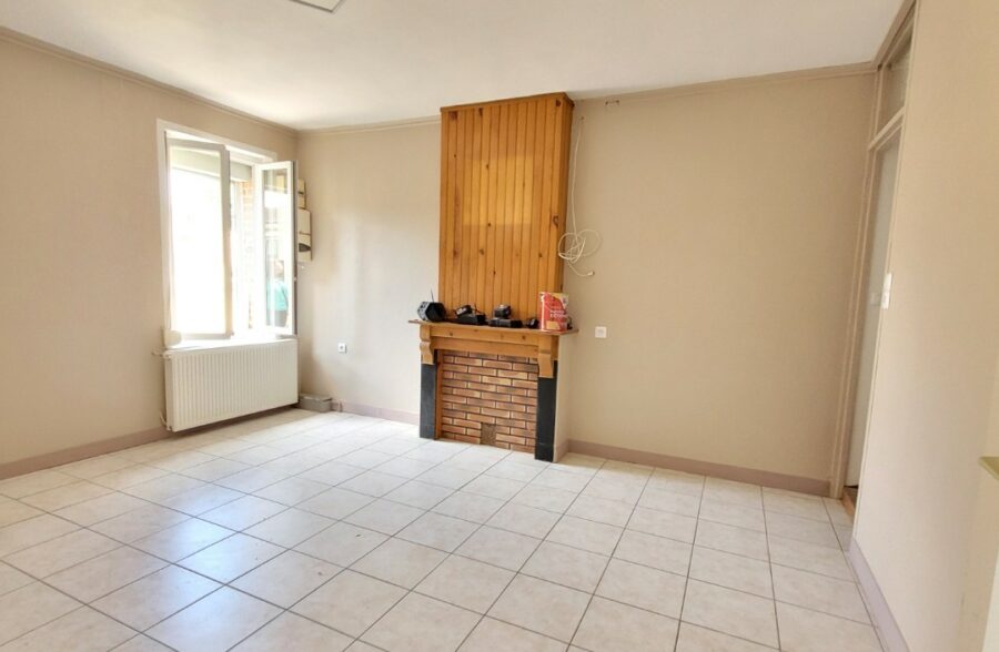 Location maison à Lécluse