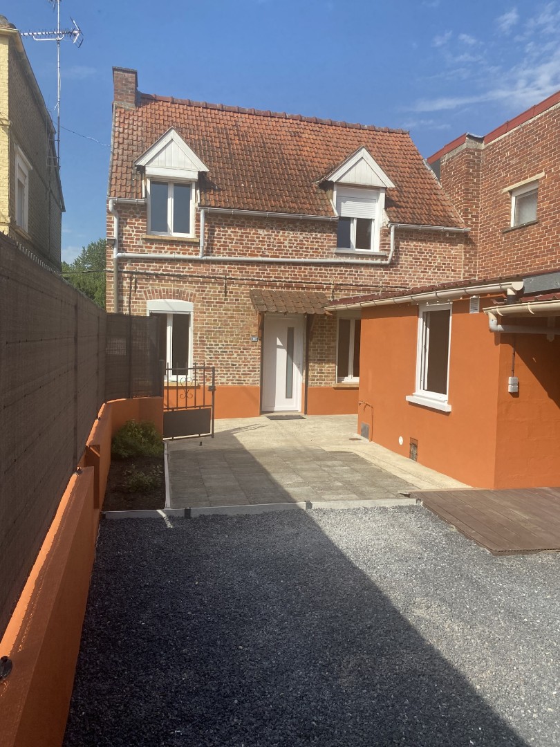 Location maison à Lécluse