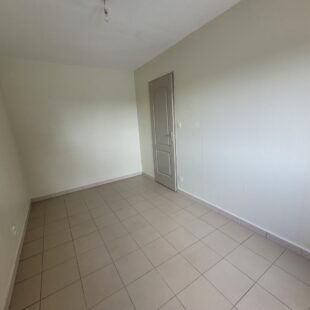 Location appartement à Maing