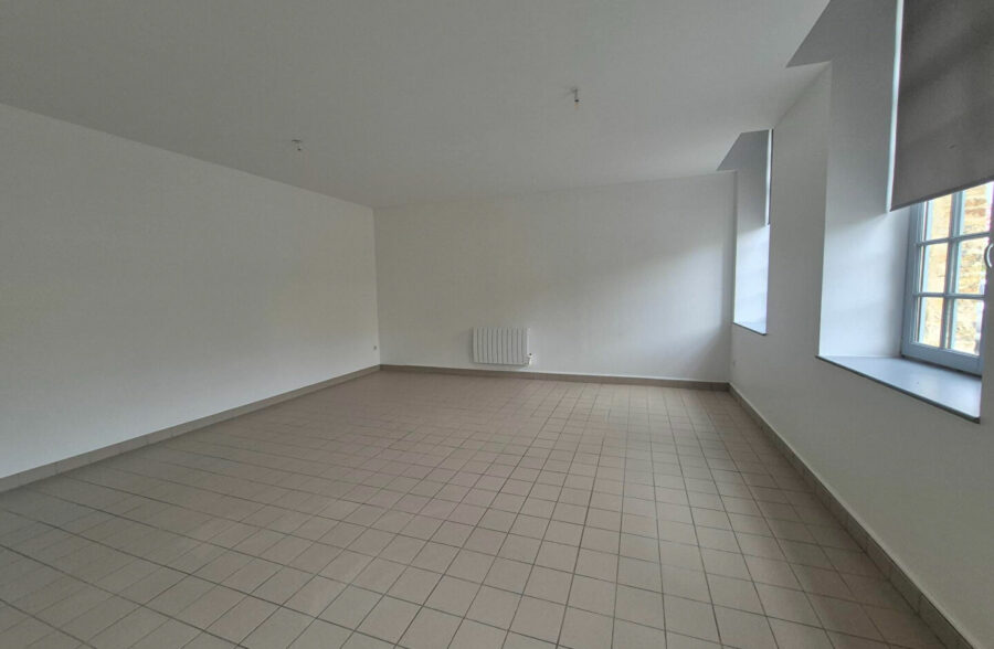 Appartement Aire-sur-la-lys 3 pièce(s) 105 m2