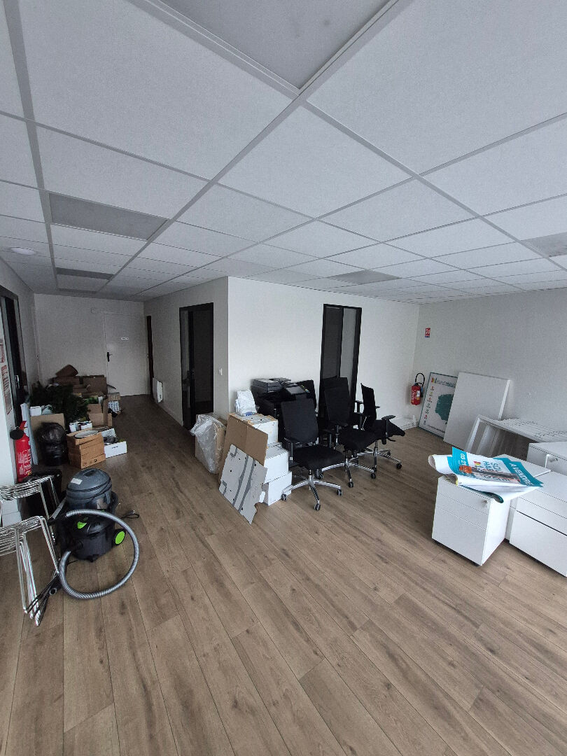 Bâtiment à usage mixte idéalement situé &nbsp;Sous offre&nbsp;