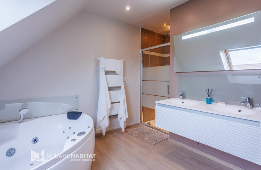 Magnifique Pavillon sur secteur de Artres