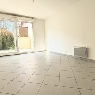 APPARTEMENT  1 CHAMBRE AVEC  TERRASSE ET GARAGE