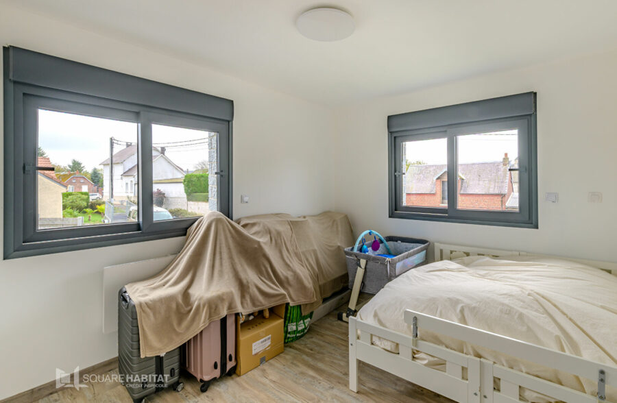 Charmant pavillon individuel moderne en village calme