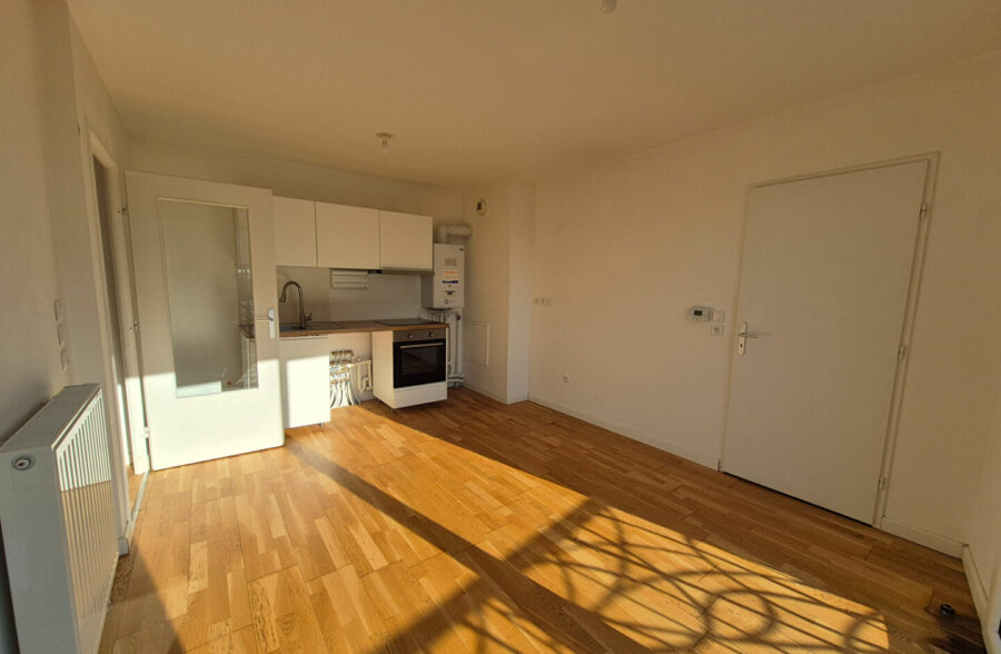 Appartement Lens 2 pièce(s) 37,20 m2 avec balcon +emplacement parking.