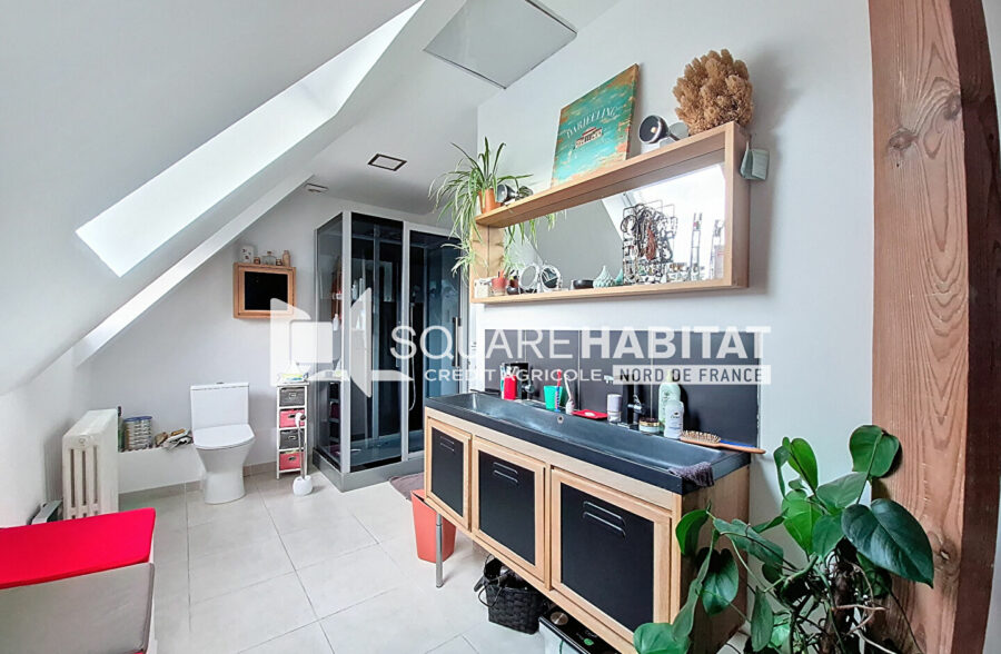 FACHES THUMESNIL – MAISON INDIVIDUELLE – 4 CHAMBRES – CACHET – DOUBLE GARAGE – JARDIN