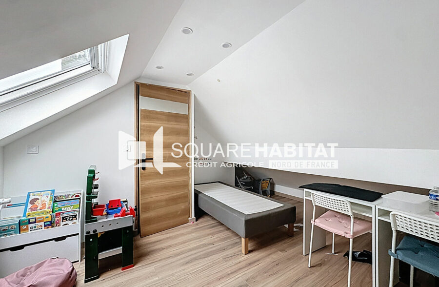 EXCLUSIVITÉ SQUARE HABITAT : MAISON BATIR RENOVEE – 3 CHAMBRES – JARDIN – GARAGE – MAIRIE DE FACHES-THUMESNIL