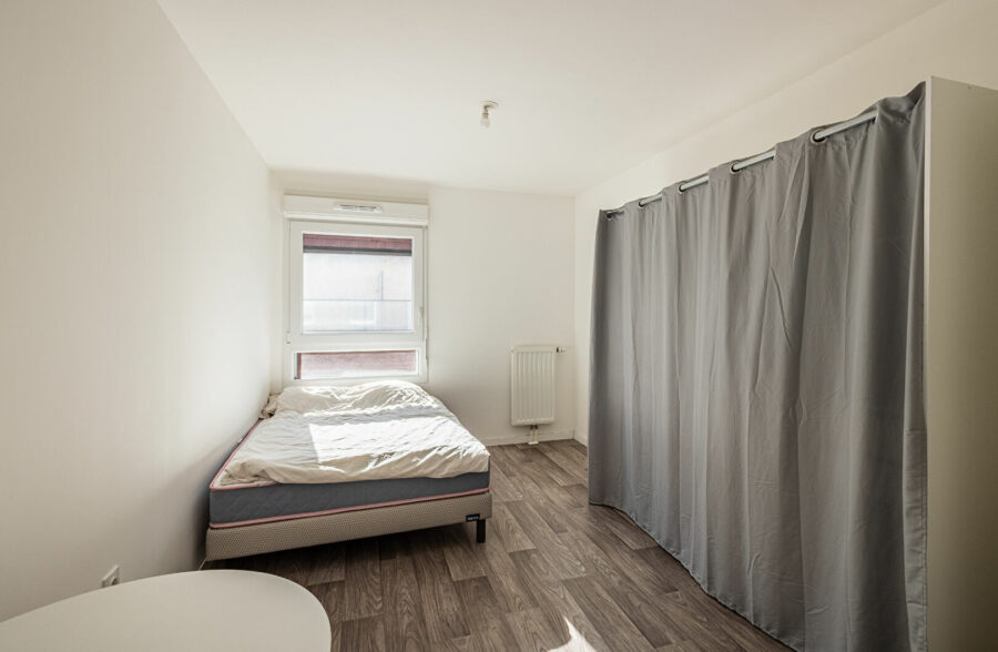 T3 La Madeleine avec balcon et parking