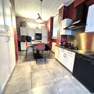 Maison Cambrai 8 pièce(s) 177 m2