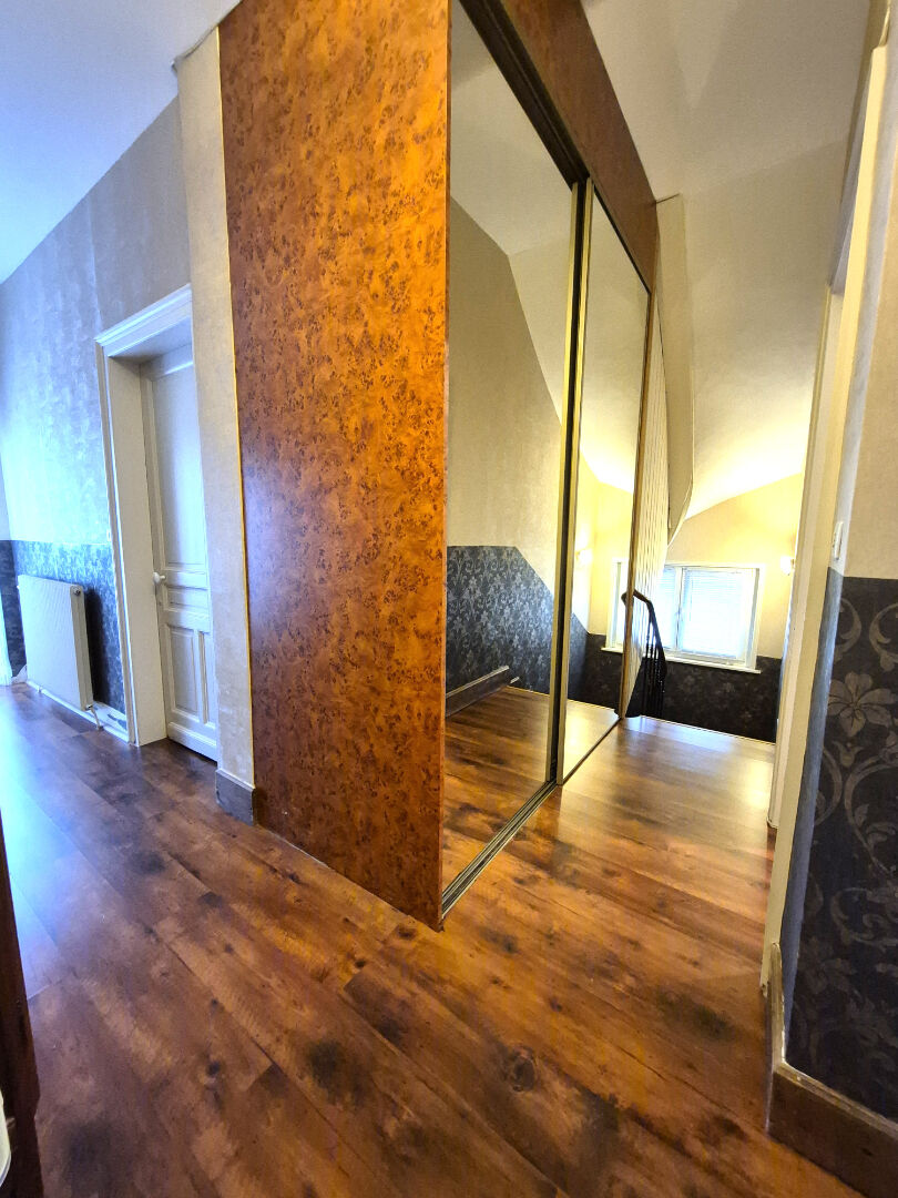 Maison Cambrai 8 pièce(s) 177 m2