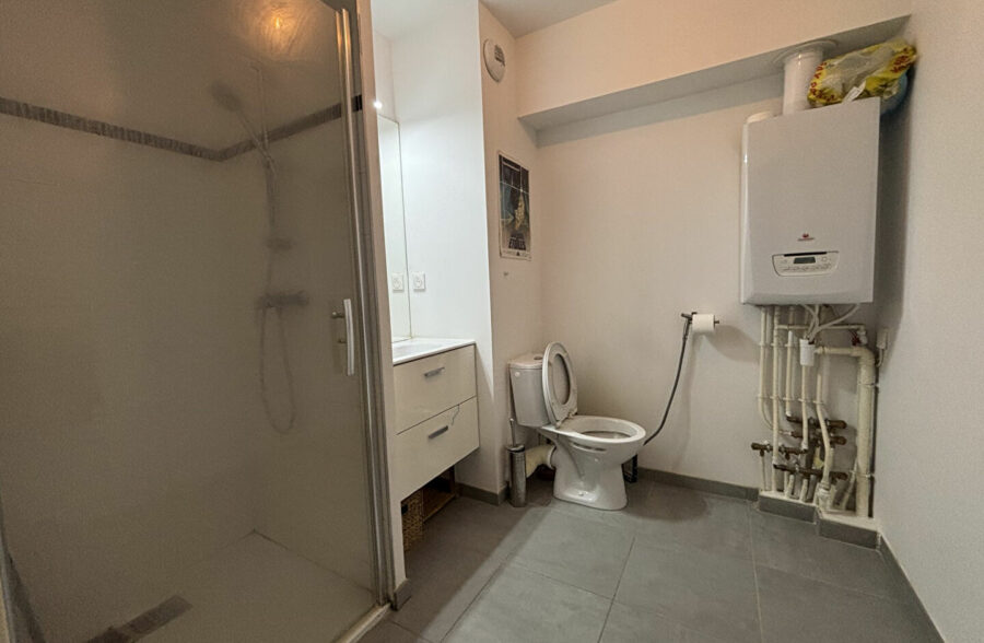 T2 avec loggia dans résidence récente – lille boulevard victor hugo