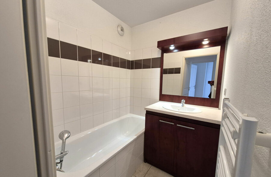 Appartement Saint Andre Lez Lille 3 pièce(s), balcon, parking, piscine <small>&nbsp;Sous compromis&nbsp;</small>