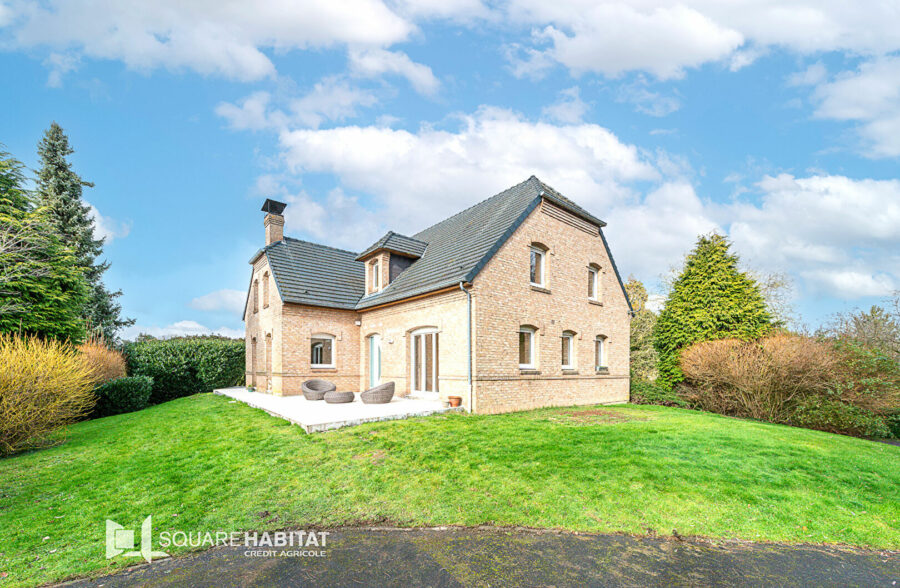 PAVILLON 5 CHAMBRES INDIVIDUELLE DE 190 M² ET SOUS SOL COMPLET &nbsp;Sous compromis&nbsp;