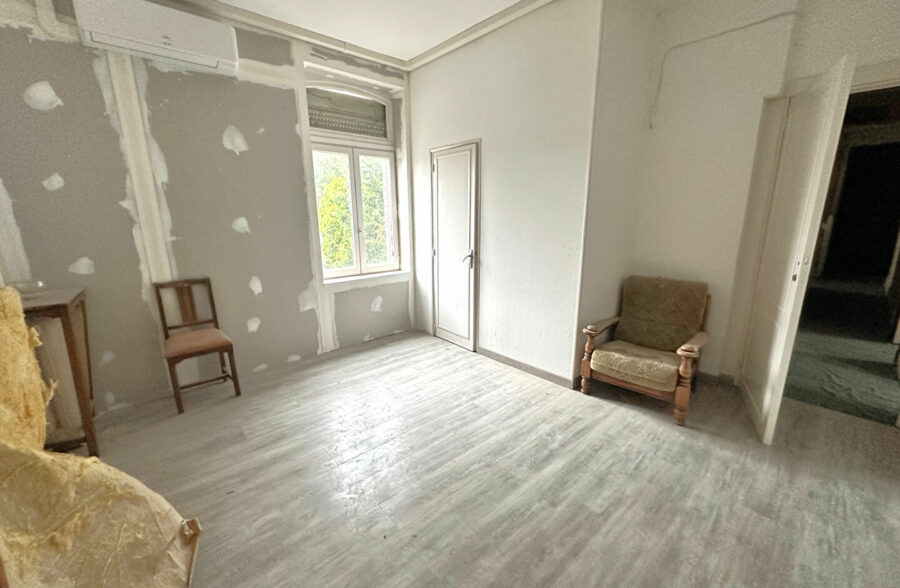 Maison Le Cateau Cambresis 12 pièce(s) 609 m2