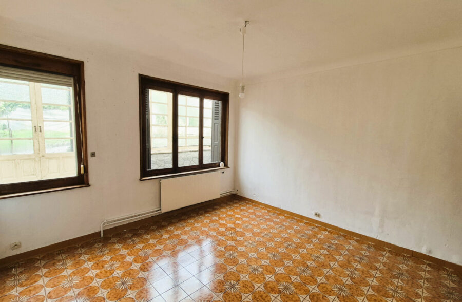 Métro Lomme Bourg : T3 de 100m2 avec grand jardin, garage et cave