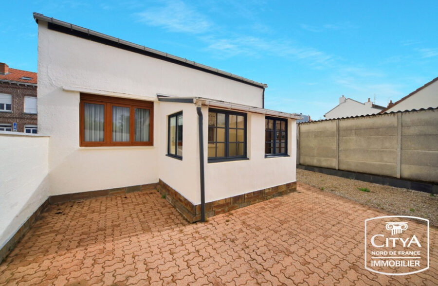 Maison  individuelle saine en semi Plain pied