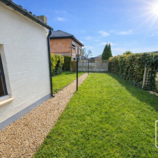 Maison  individuelle saine en semi Plain pied
