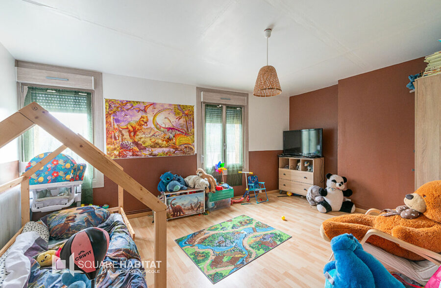 MAISON INDIVIDUELLE  4  CHAMBRES DE 105 M²