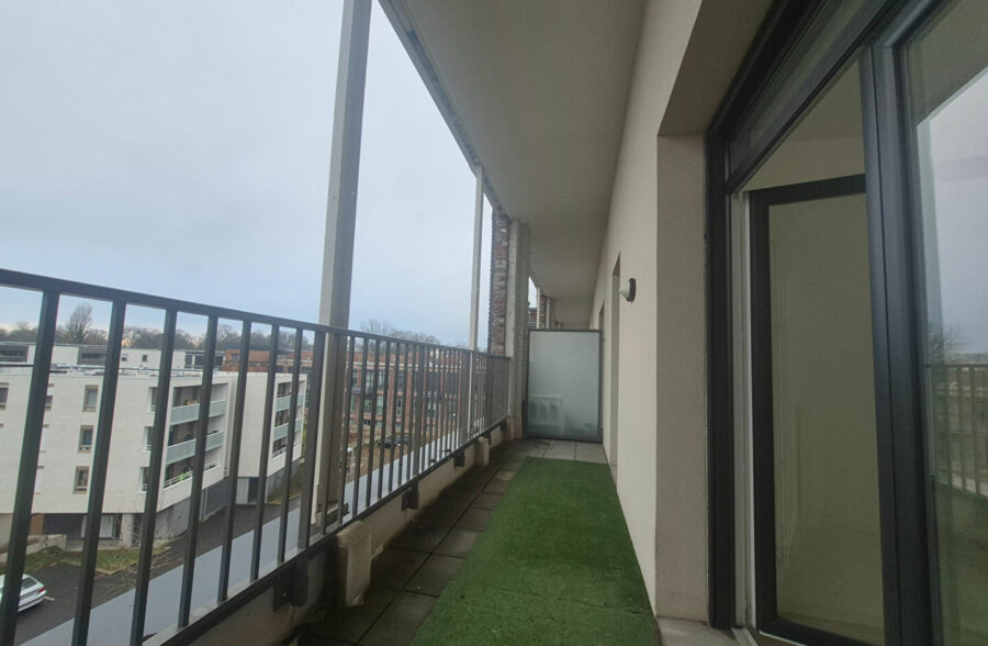 Superbe T2 avec loggia + 2 places de parking, Secteur prisé Gustave Delory, à 4 min de l’EDHEC !