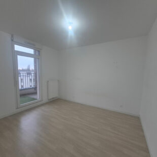 Superbe T2 avec loggia + 2 places de parking, Secteur prisé Gustave Delory, à 4 min de l’EDHEC !