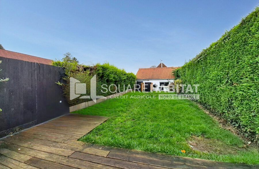 Magnifique maison totalement rénovée en 2016 : 3 chambres, jardin et garage.