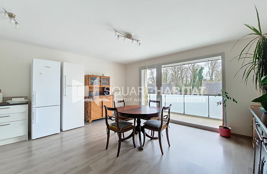 LOOS – APPARTEMENT – 2 CHAMBRES – BALCON – PARKING