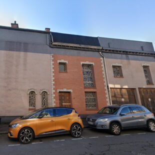 Ensemble immobilier de 375 m²