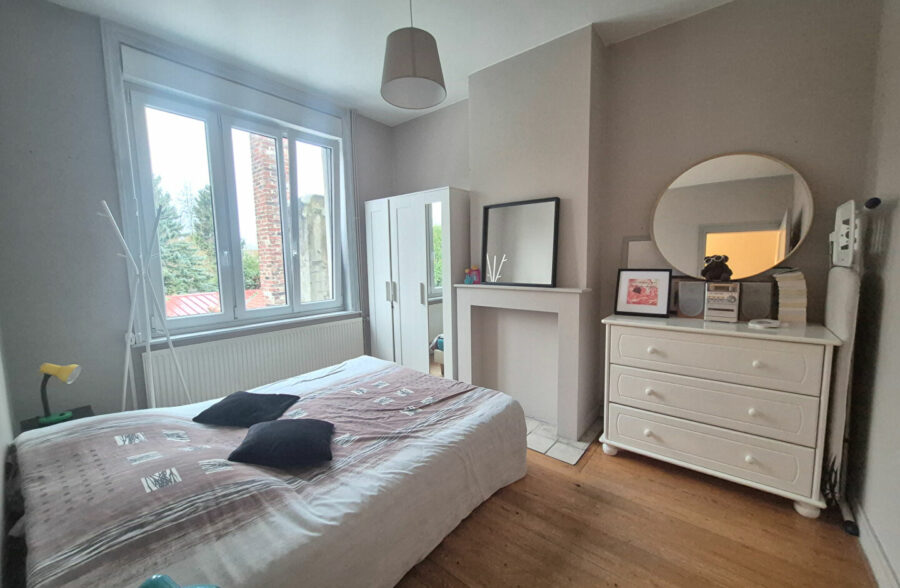 Maison Emmerin 120 m², séjour, cuisine équipée, 4 chambres, jardin