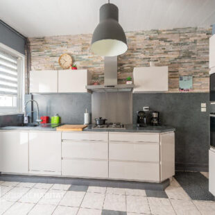 Maison  5 pièce(s) 130 m2