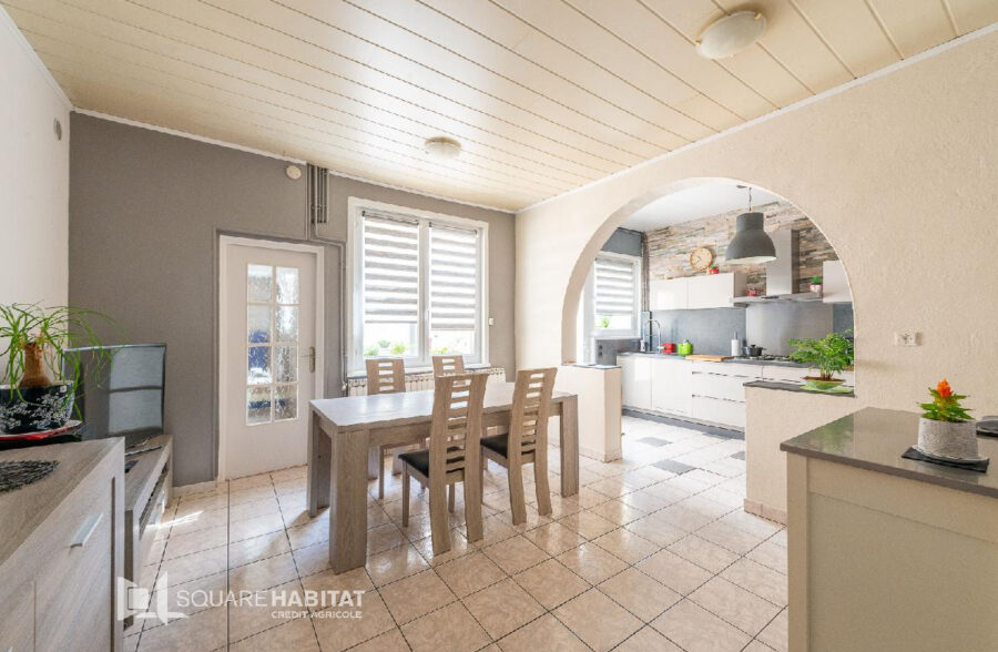 Maison  5 pièce(s) 130 m2