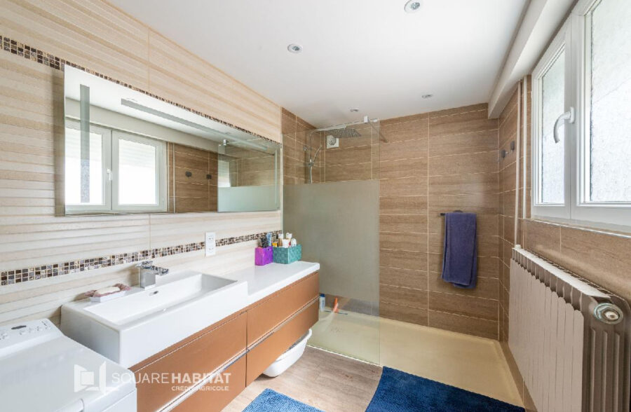 Maison  5 pièce(s) 130 m2