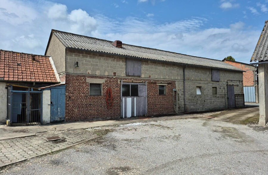 Corps de ferme avec de nombreuses dependances !