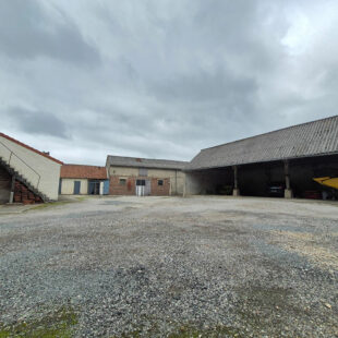 Corps de ferme avec de nombreuses dependances !