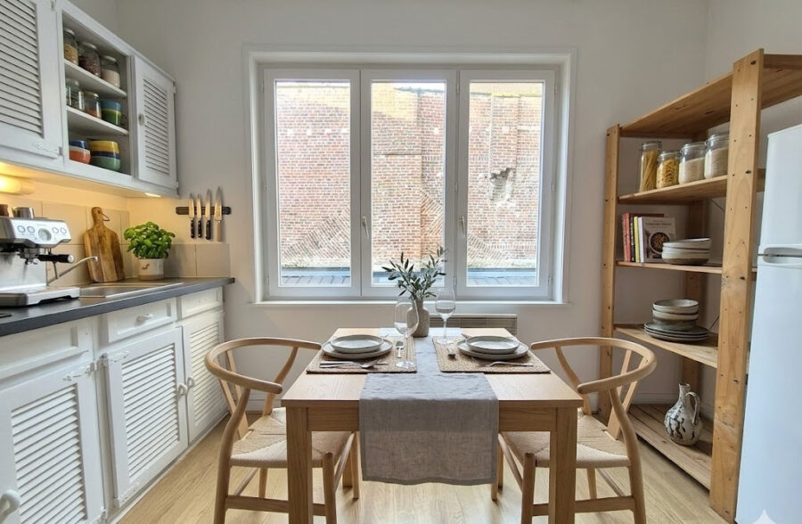 VIEUX-LILLE – HYPERCENTRE : JOLI TYPE 2 EN ARRIERE DE COPROPRIETE SECURISEE ET ENTRETENUE